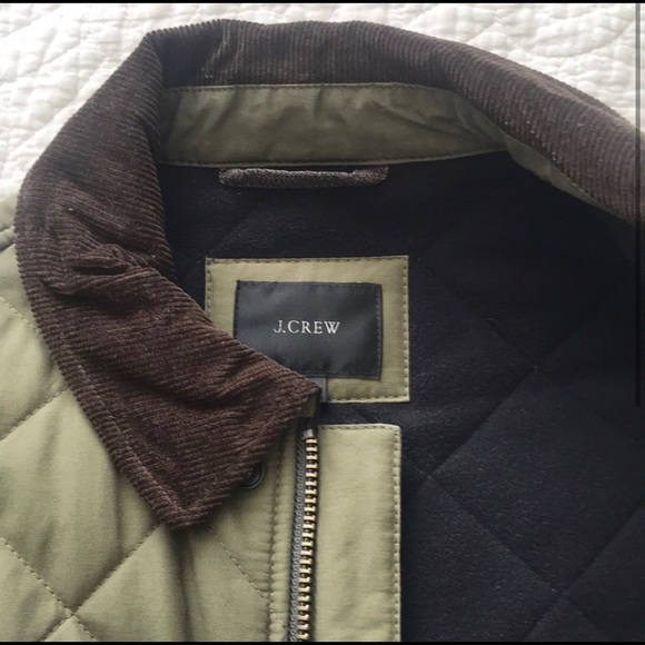 J. CREW Men’s Quilted Jacket with Corduroy Collar - Picture 3 of 3